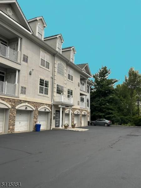 4 Quarry Dr - Photo 1