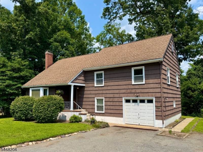 208 Riverside Dr - Photo 1