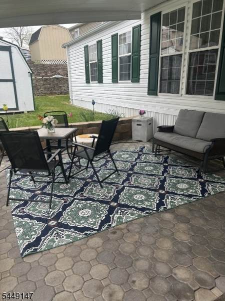 504 Kenbury - Photo 1