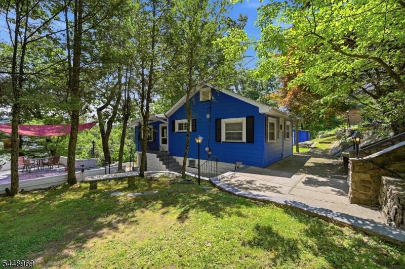 8 Stony Trail - Photo 1