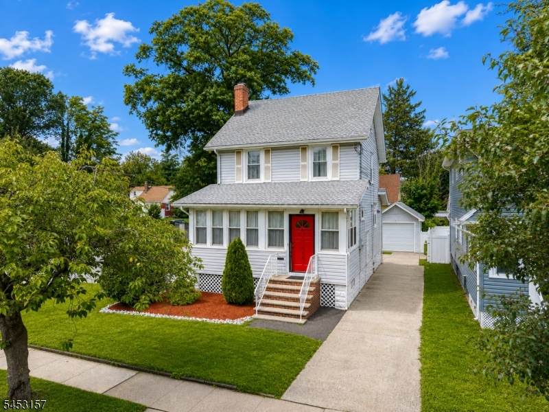 https://bt-photos.global.ssl.fastly.net/gsmls/orig_boomver_2_4046244-2.jpg