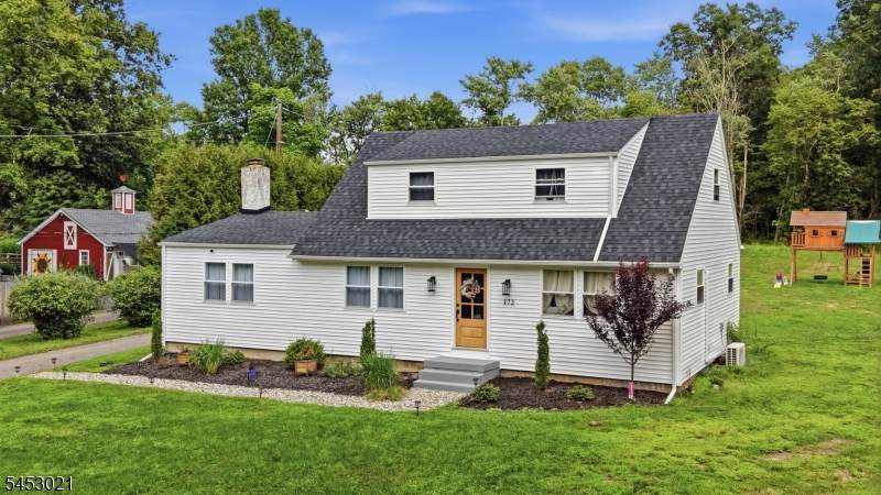 172 Ferry Rd - Photo 1