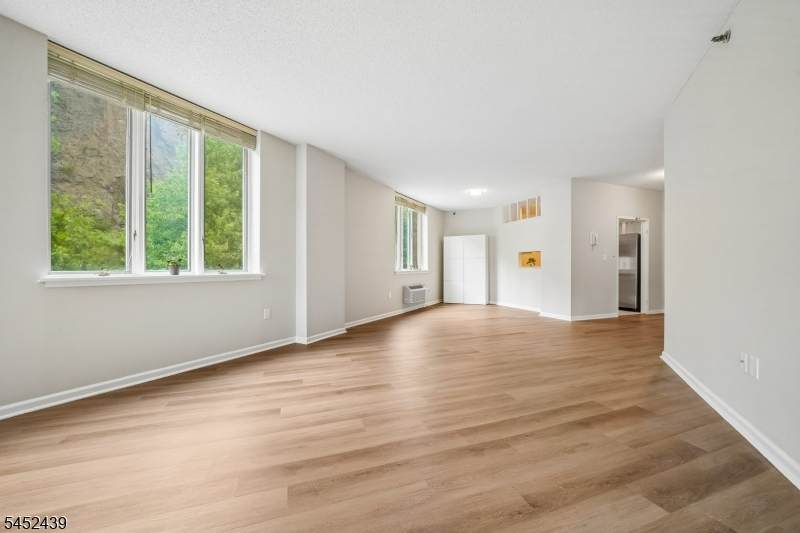 10 Smith Manor Blvd - Photo 1