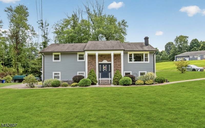 105 Jacksonville Rd - Photo 1