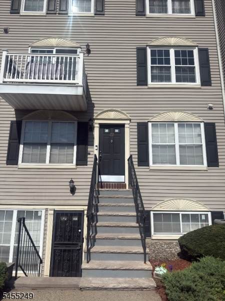 22 Seton Hall Dr - Photo 1