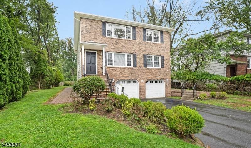 311 Temple Pl - Photo 1