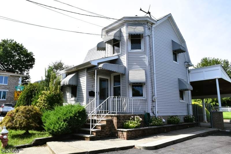 3 Linden Ave - Photo 1