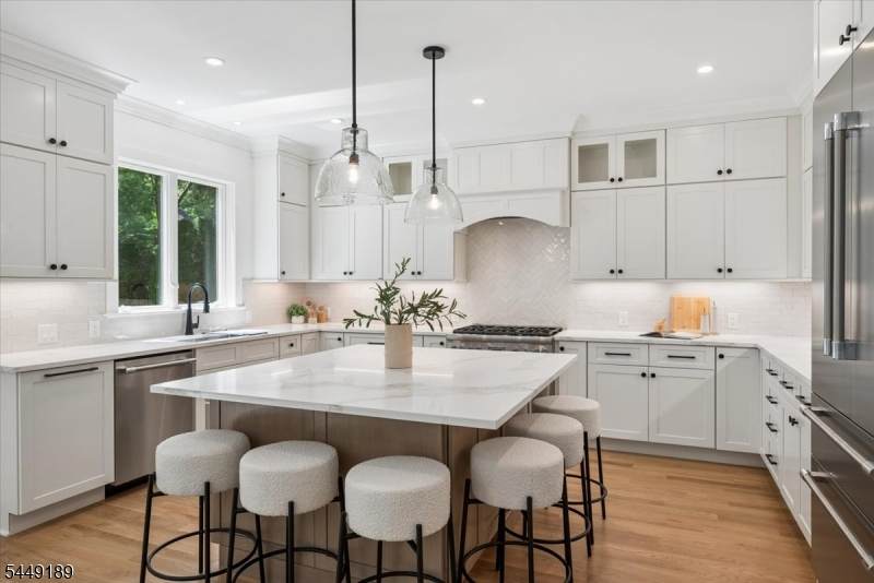 169 Watchung Ave - Photo 1