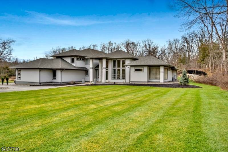 46 Benham Way - Photo 1