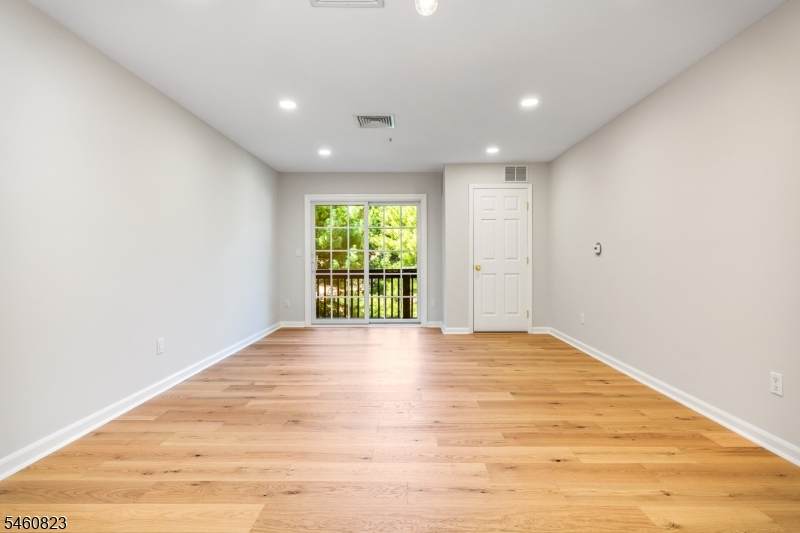 237 Cannella Way - Photo 1