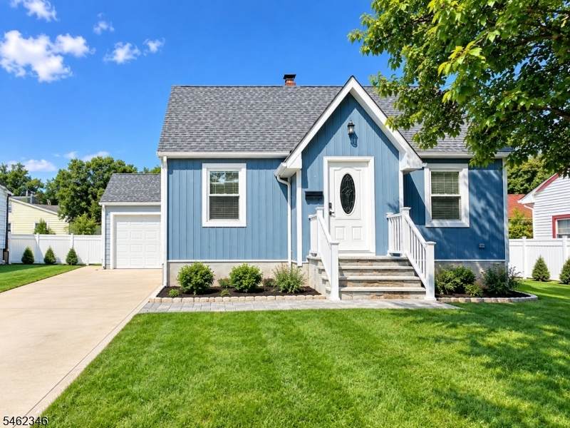 49 E Buckingham Ave - Photo 1