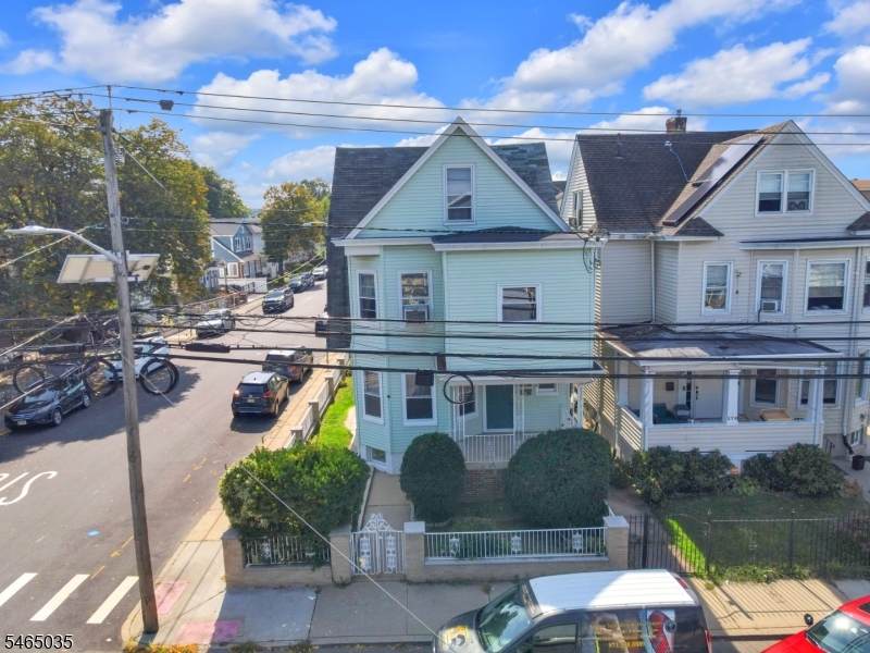 278 18Th Ave - Photo 1