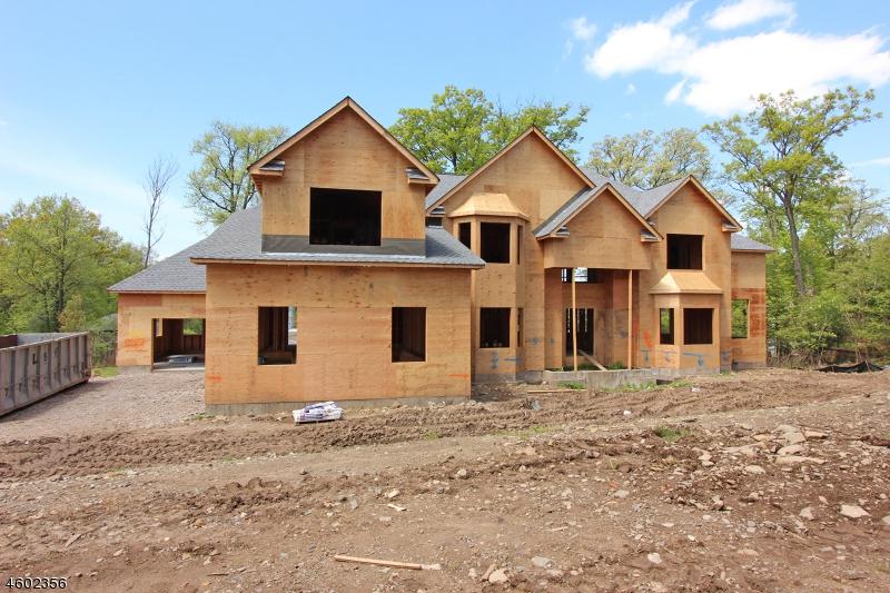 81 Eileen Dr - Photo 1