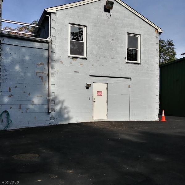 216 Tingley Ln - Photo 1