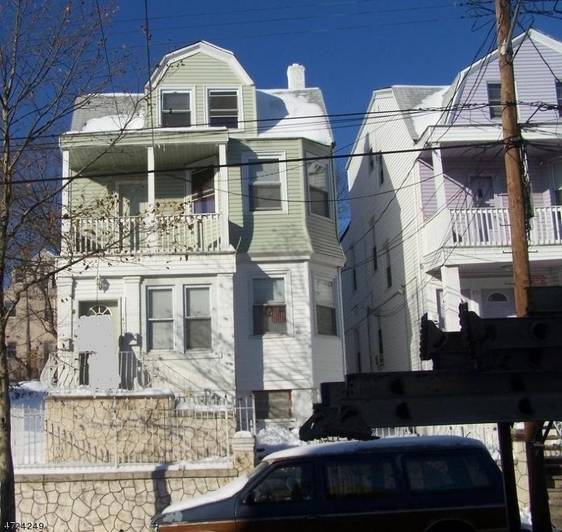 473 S 14th St - Photo 1