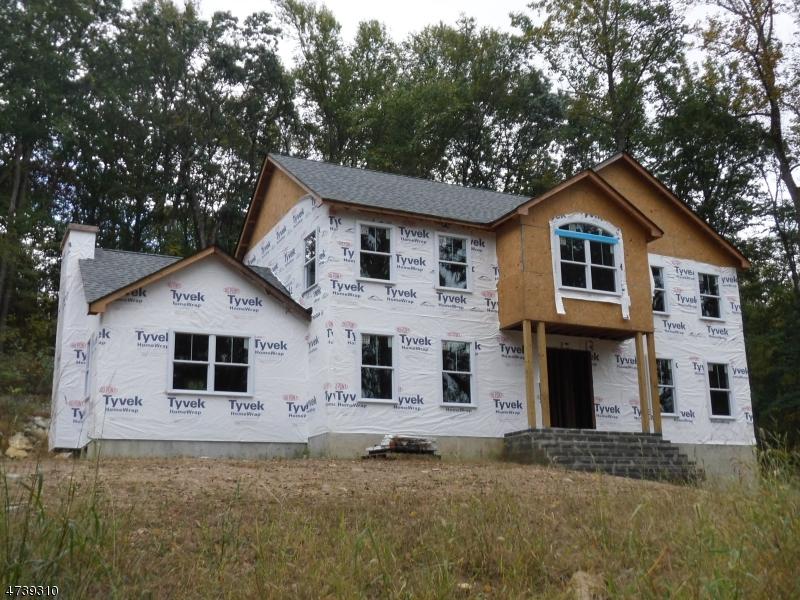 23 Meadow Ln - Photo 1