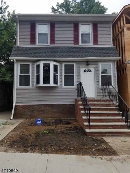 858 Lyons Ave - Photo 1