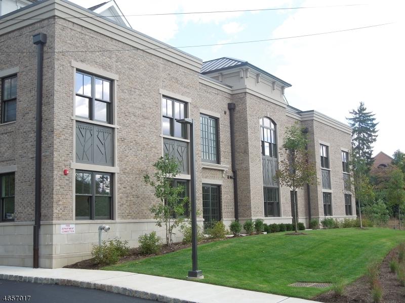 25 Mill St, Residence 205 - Photo 1
