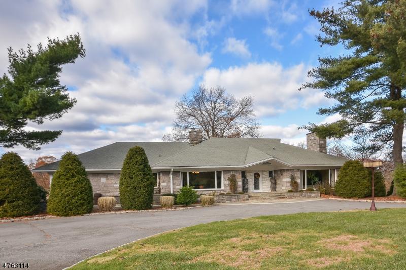 715 Totowa Rd - Photo 1