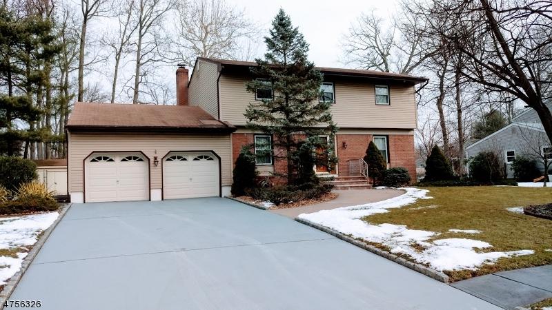 27 Beechtree Rd - Photo 1