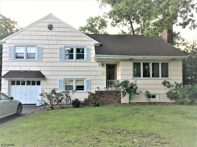20 Charles Ct - Photo 1