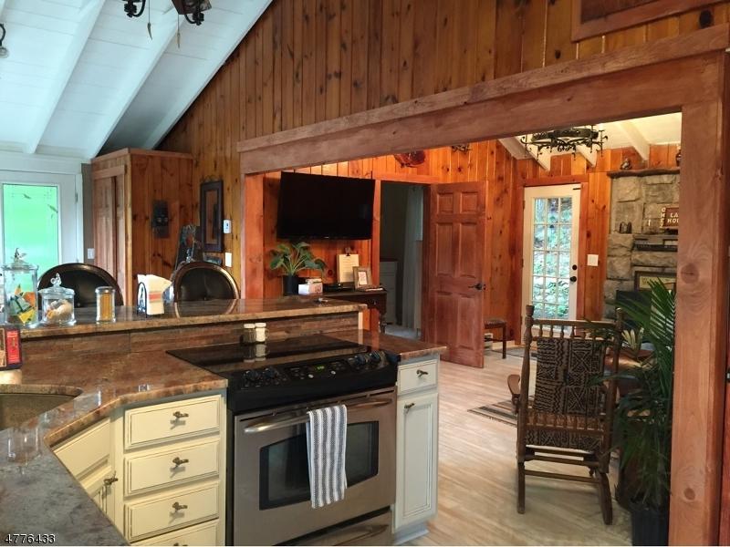49 Lakeshore Dr Nw - Photo 1