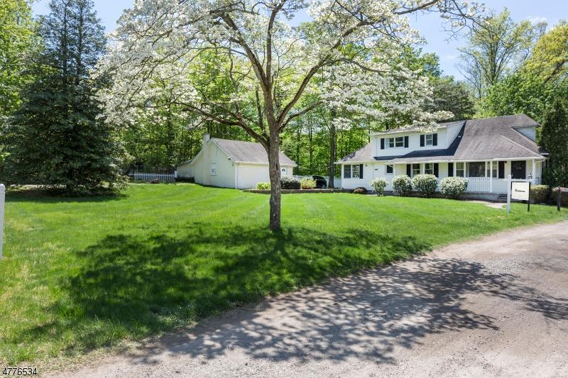 519 Harriet Pl - Photo 1