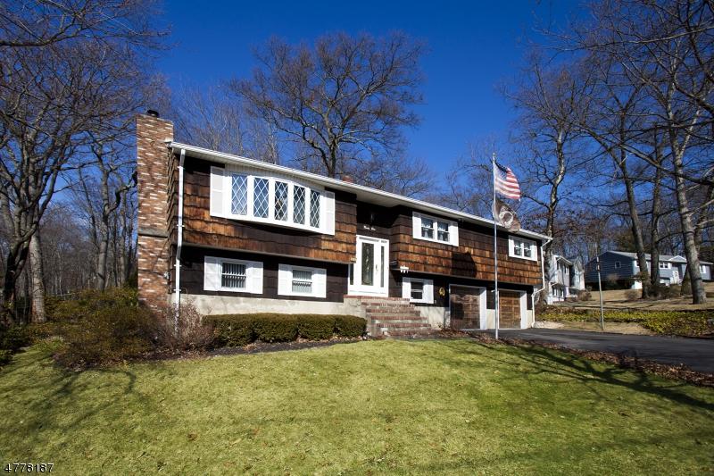 31 Sandra Ln - Photo 1