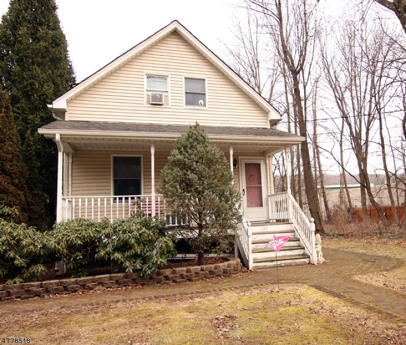 150 Franklin Ave - Photo 1
