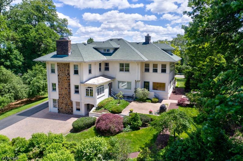 228 Fairmount Ave - Photo 1