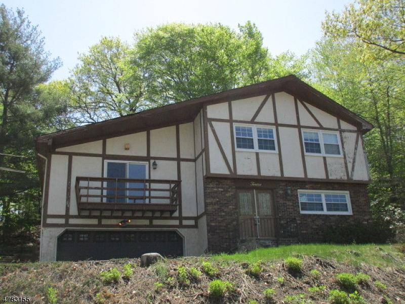 12 Sanders Pl - Photo 1