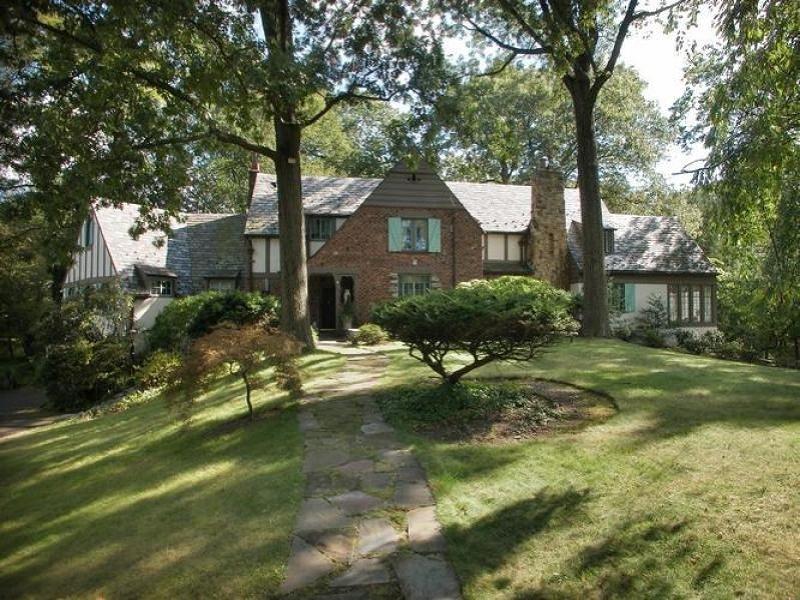 938 Glenwood Ave - Photo 1