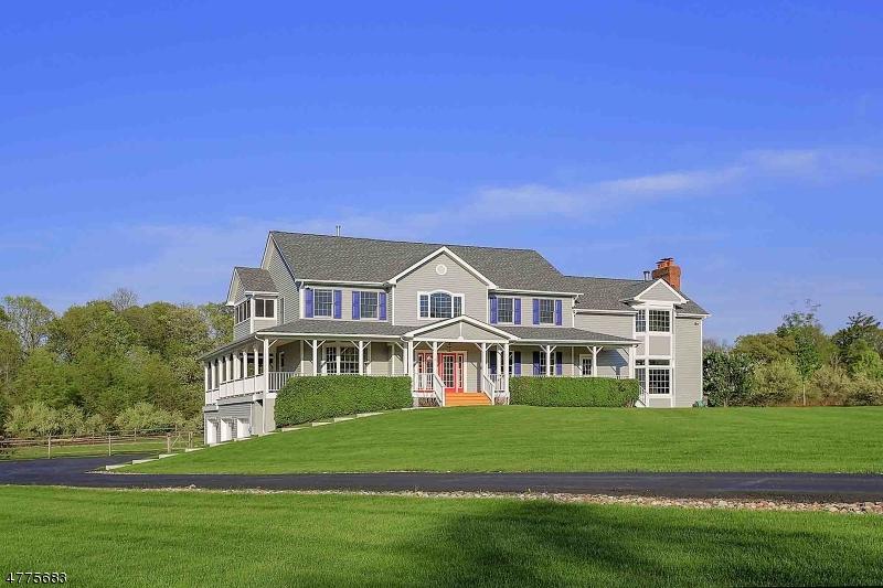 327 Somerville Rd - Photo 1