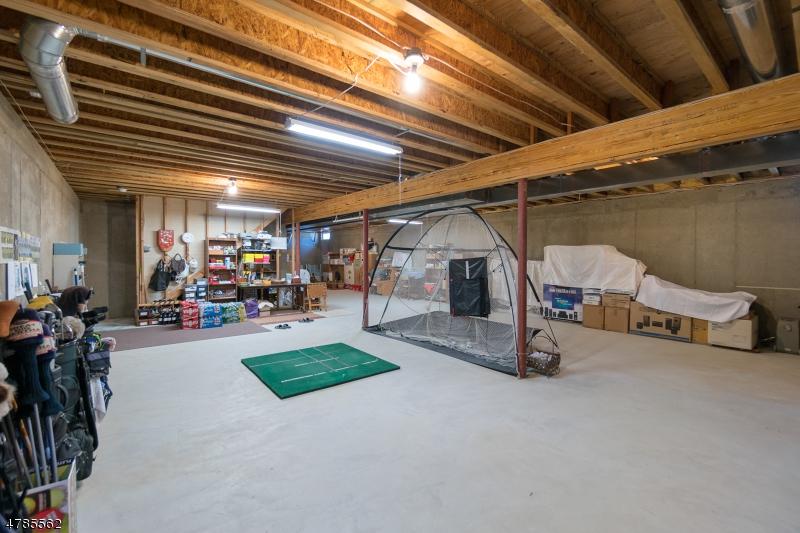 4 Coombs Ln - Photo 1
