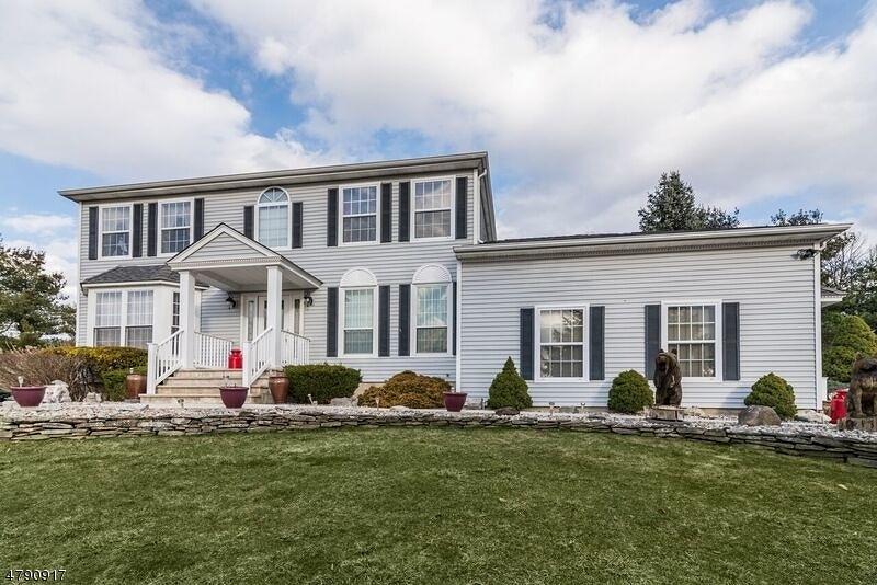 6 Hearthstone Dr - Photo 1