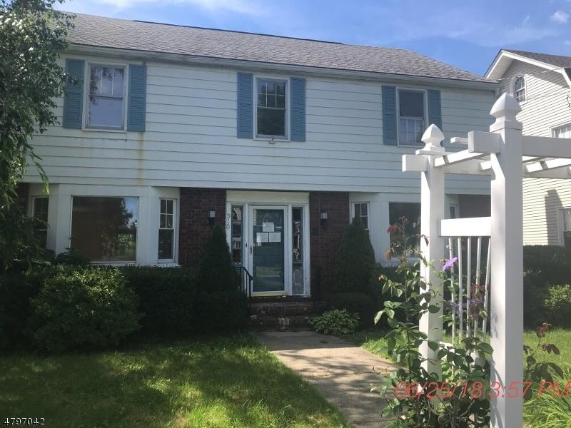 310 Grand Ave - Photo 1