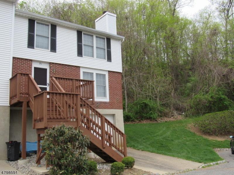 51 Cambridge E - Photo 1
