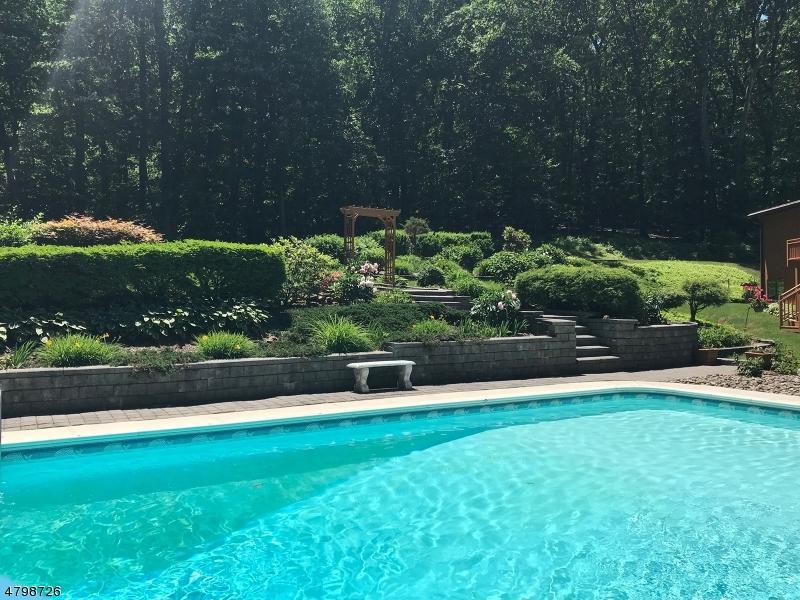 30 Chester Woods Dr - Photo 1