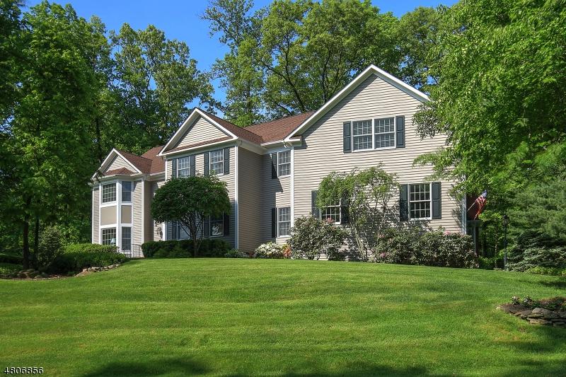 6 Laurelwood Drive - Photo 1