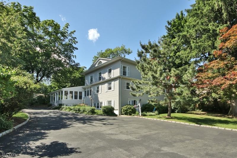 22 Rockland Ter - Photo 1