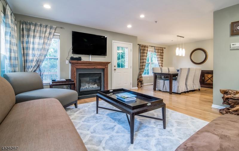 1027 Wendover Ct - Photo 1
