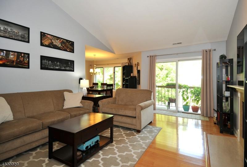 5 Tulip Cres, Unit 2A - Photo 1
