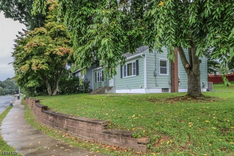6 Myrtle Ave - Photo 1