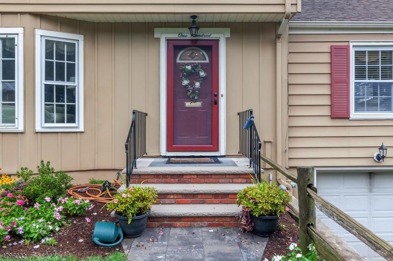 100 Harrison St - Photo 1