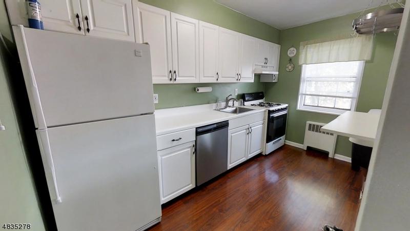 38 W Roselle Ave - Photo 1