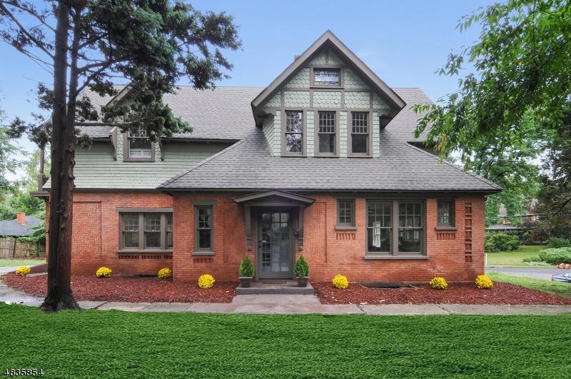 633 Berkeley Avenue - Photo 1