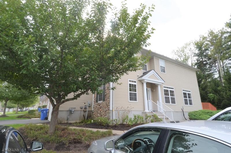 18 Scarlet Oak Dr - Photo 1