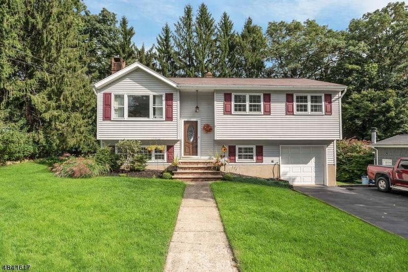 11 Cindy Ln - Photo 1