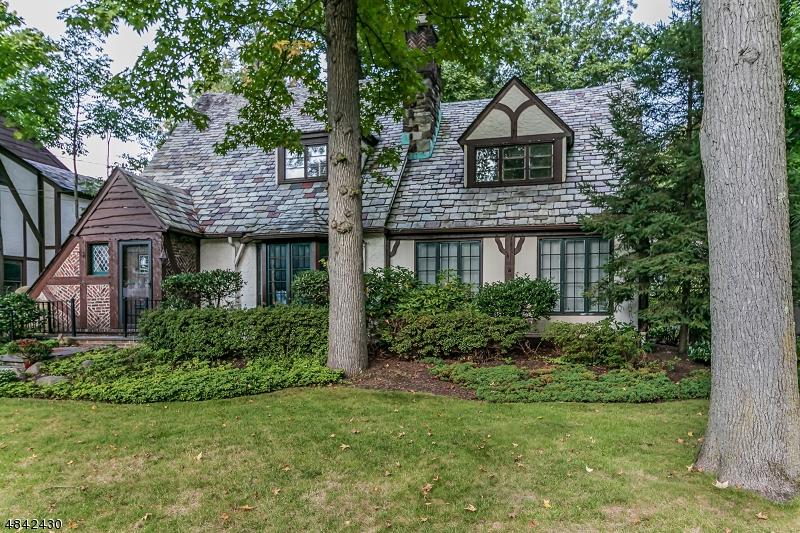 702 Shadowlawn Dr - Photo 1