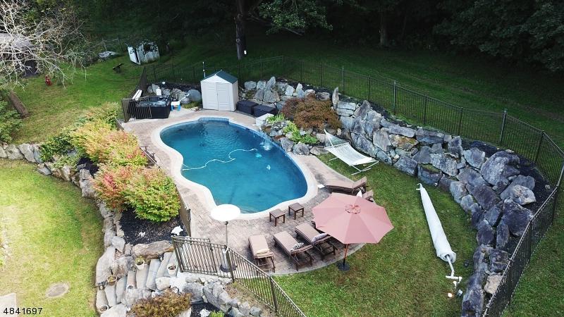 264 Marble Hill Rd - Photo 1